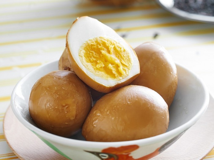 椰香熏鸡蛋<br>Coconut Smoked Eggs